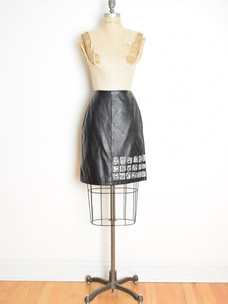 Vintage Y2k Skirt Wilsons Leather Black Buttery Soft Inca Print Painted Mini M